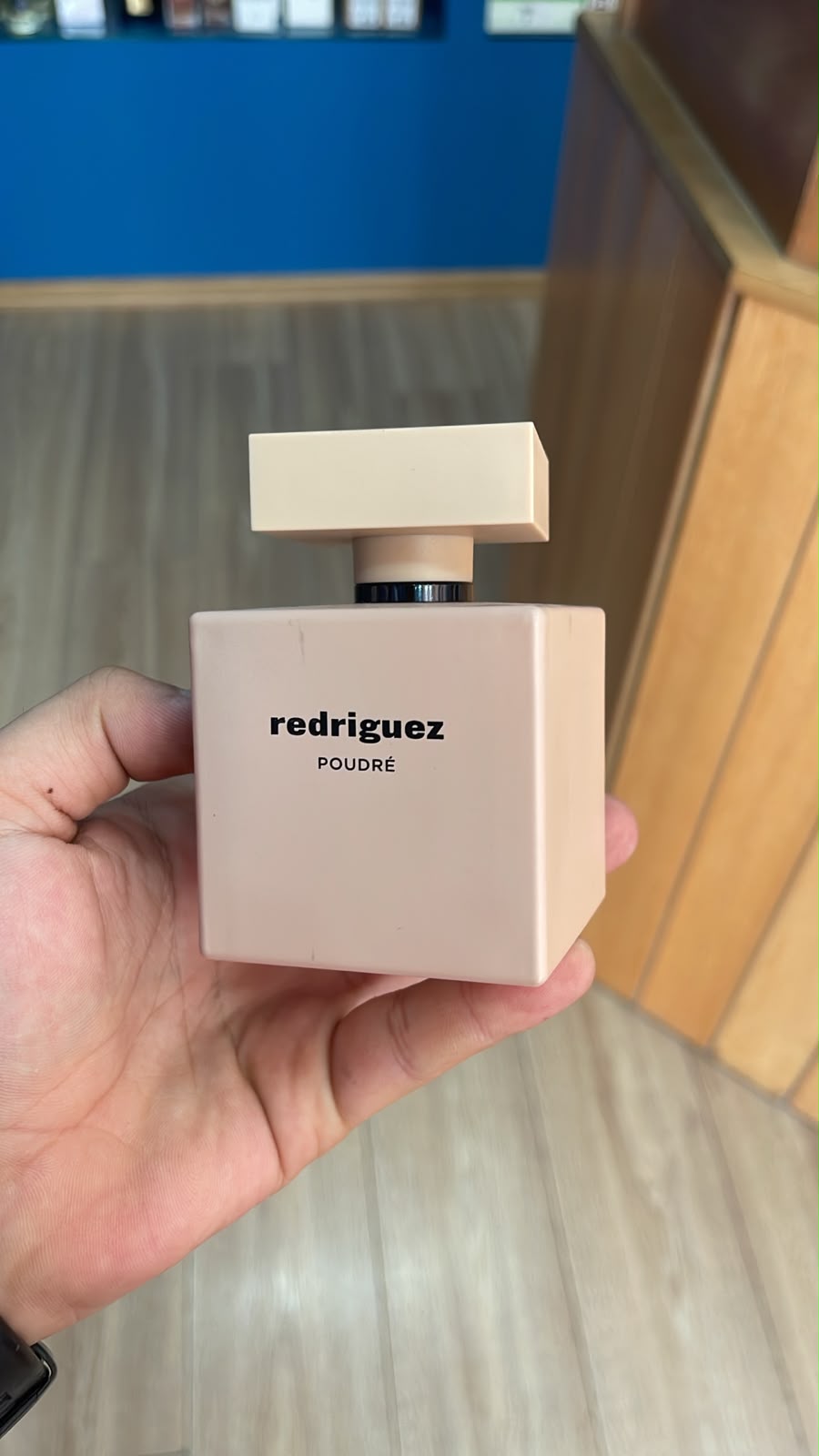 عطر بديل النارسيسيو