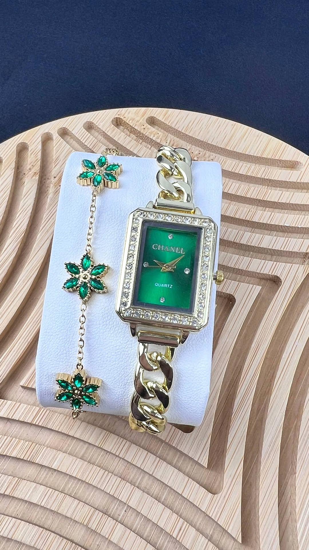 اساور مع ساعات
